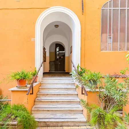 Casa Di Zio Colosseo * روما